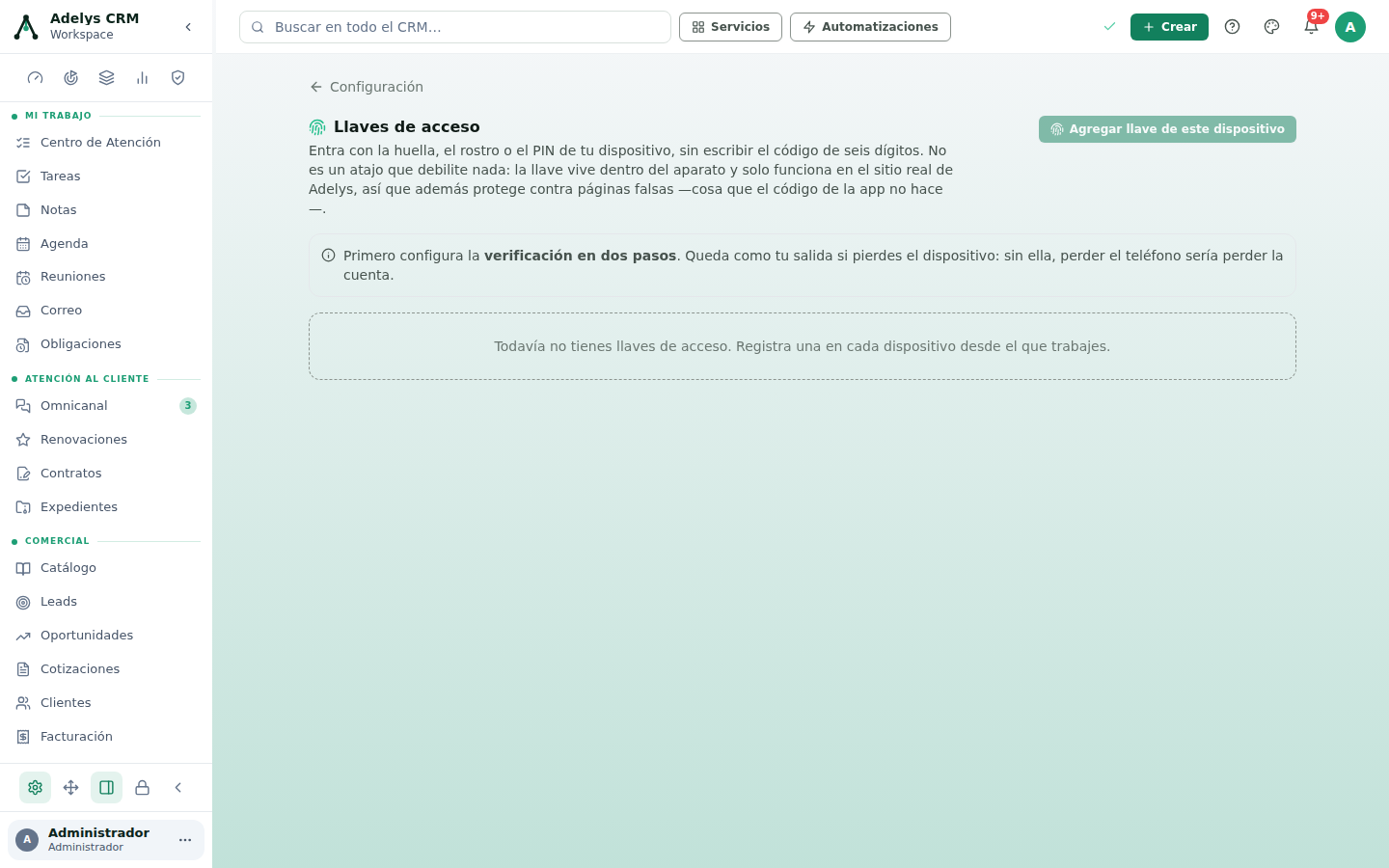 Sección Llaves de acceso con la explicación de que la llave vive dentro del dispositivo y solo funciona en el sitio real de Adelys, el botón Agregar llave de este dispositivo, el aviso de configurar primero la verificación en dos pasos y el mensaje de que todavía no hay llaves registradas.